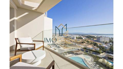 APARTAMENTO T2 COM VISTA MAR
Apartamento T2 com...