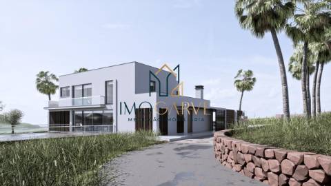 Moradia T4 com piscina&nbsp;Moradia T4...