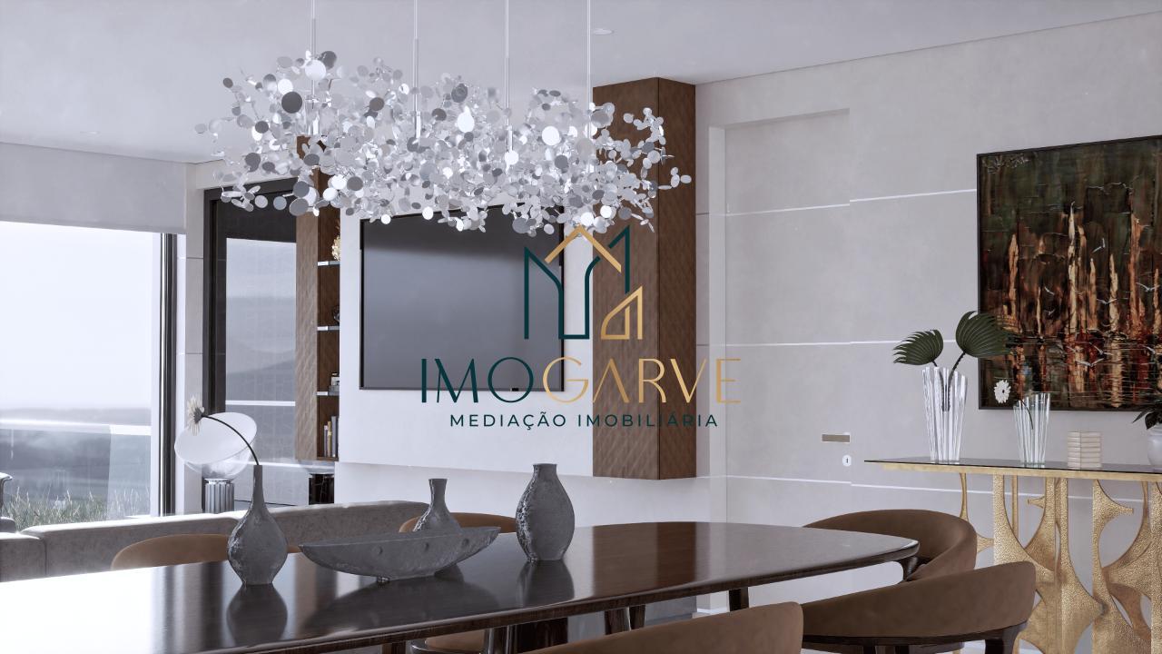 Moradia T4 com piscina&nbsp;Moradia T4...