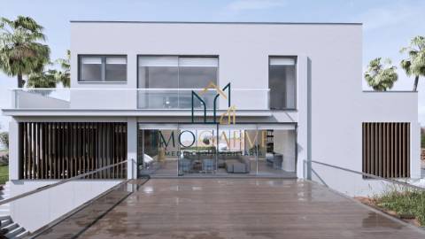 Moradia T4 com piscina&nbsp;Moradia T4...