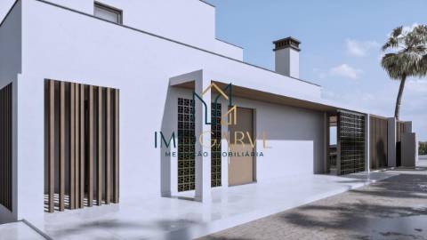 Moradia T4 com piscina&nbsp;Moradia T4...