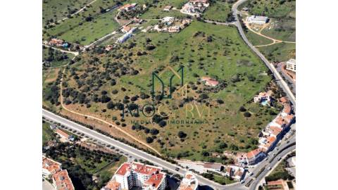 LOTE DE TERRENO PARA CONSTRU&Ccedil;&Atilde;O DE...