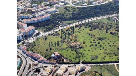 LOTE DE TERRENO PARA CONSTRU&Ccedil;&Atilde;O DE...