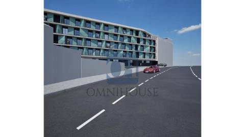 COSTA CABRAL FLATS é um edifício de habitação na...