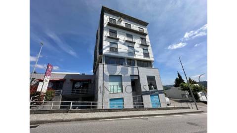 🏢 Espa&ccedil;o Comercial para Arrendamento no...