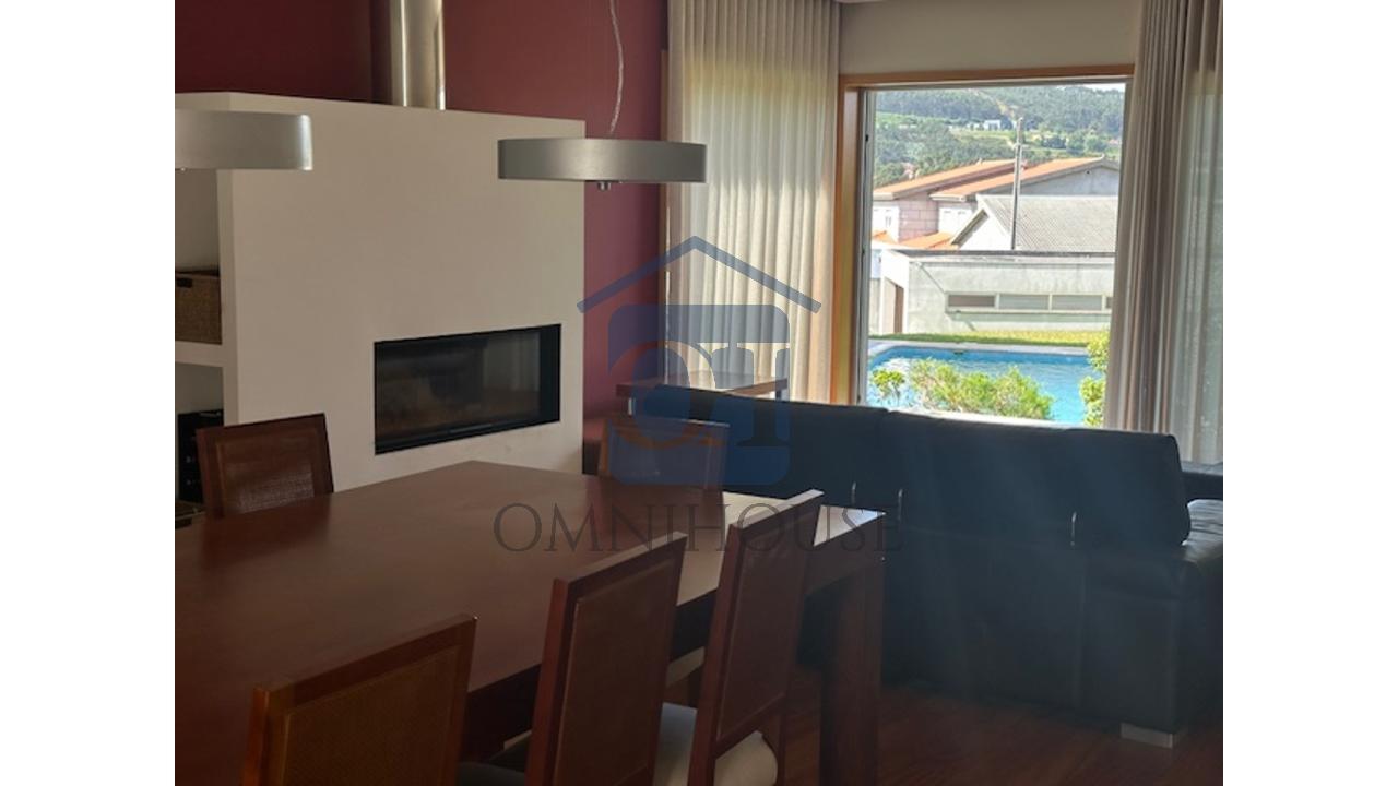 Moradia T3 com Piscina, Jardim e Excelente...