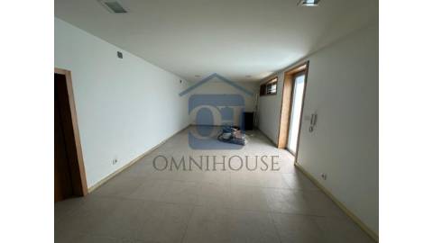 Moradia T3 com Piscina, Jardim e Excelente...