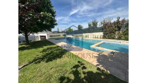 Moradia T3 com Piscina, Jardim e Excelente...