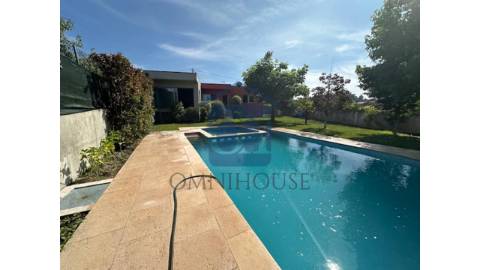 Moradia T3 com Piscina, Jardim e Excelente...