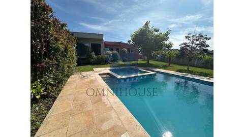 Moradia T3 com Piscina, Jardim e Excelente...