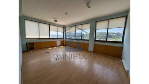 🏢 Espa&ccedil;o Comercial Multifuncional no...