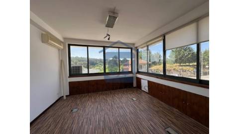 🏢 Espa&ccedil;o Comercial Multifuncional no...