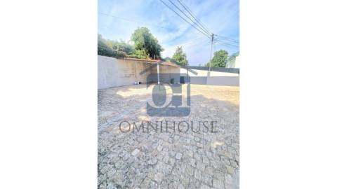 Duas Moradias Geminadas T3 - Lixa Espa&ccedil;o...