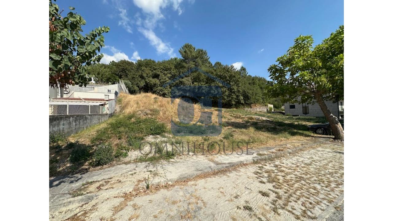 🌿 Terreno para constru&ccedil;&atilde;o em...