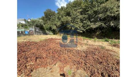 🌿 Terreno para constru&ccedil;&atilde;o em...