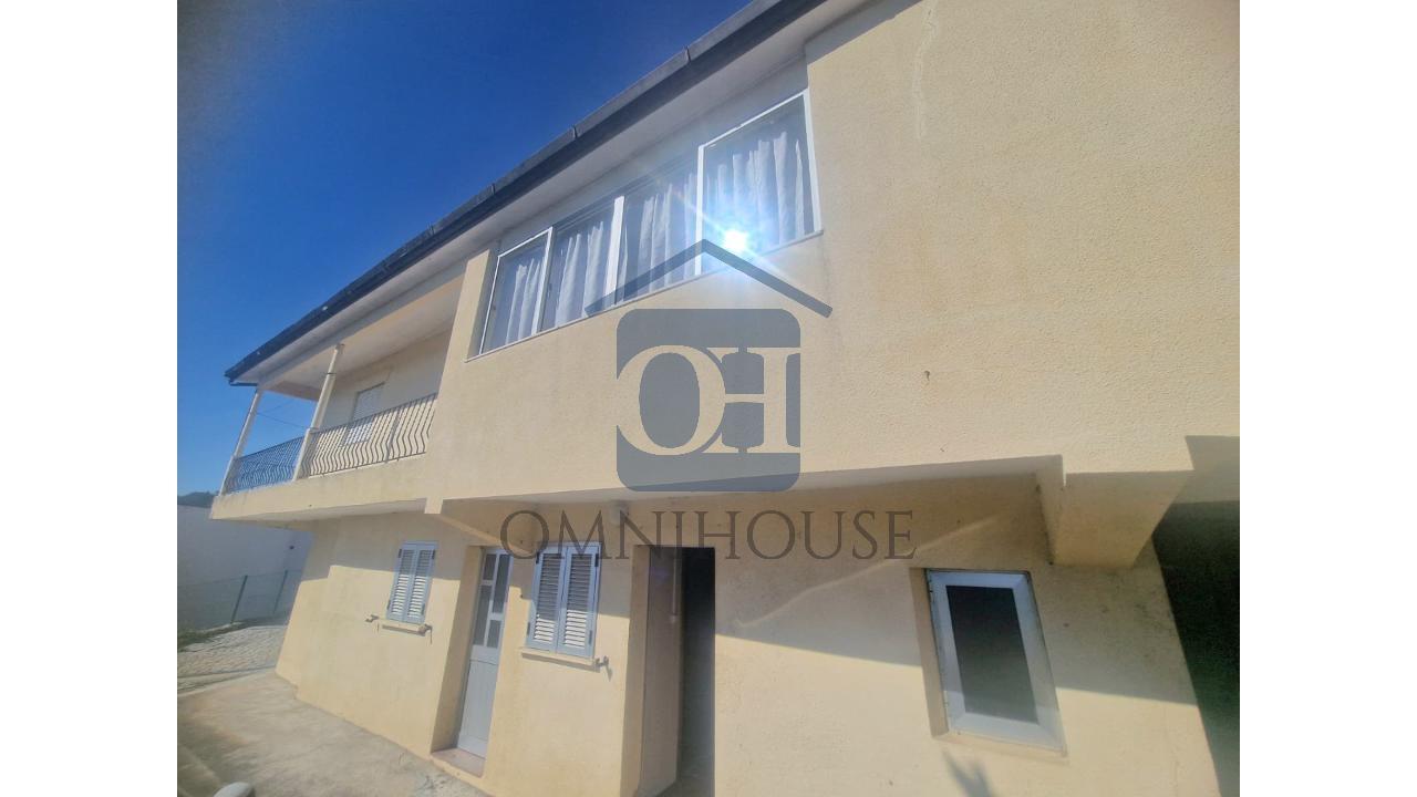 🏡 Moradia para venda na Cal&ccedil;ada de...