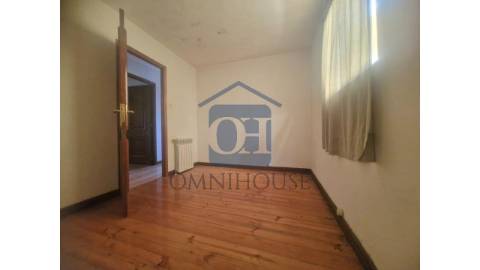 🏡 Moradia para venda na Cal&ccedil;ada de...