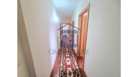 🏙️ Apartamento T4 com 173 m&sup2; no Centro de...