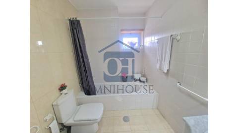 🏙️ Apartamento T4 com 173 m&sup2; no Centro de...