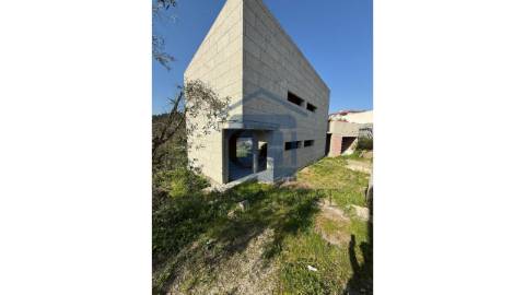 🏗️ Oportunidade em Gondar: Moradia T3 em...