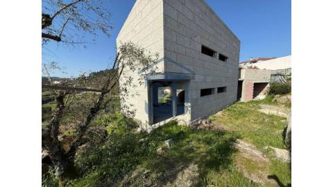 🏗️ Oportunidade em Gondar: Moradia T3 em...