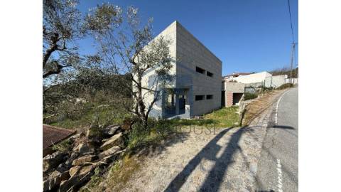 🏗️ Oportunidade em Gondar: Moradia T3 em...