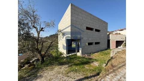 🏗️ Oportunidade em Gondar: Moradia T3 em...