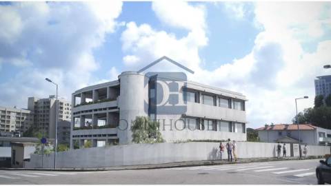 CASAS GARCIA DE ORTA 456
 Viver na localização...