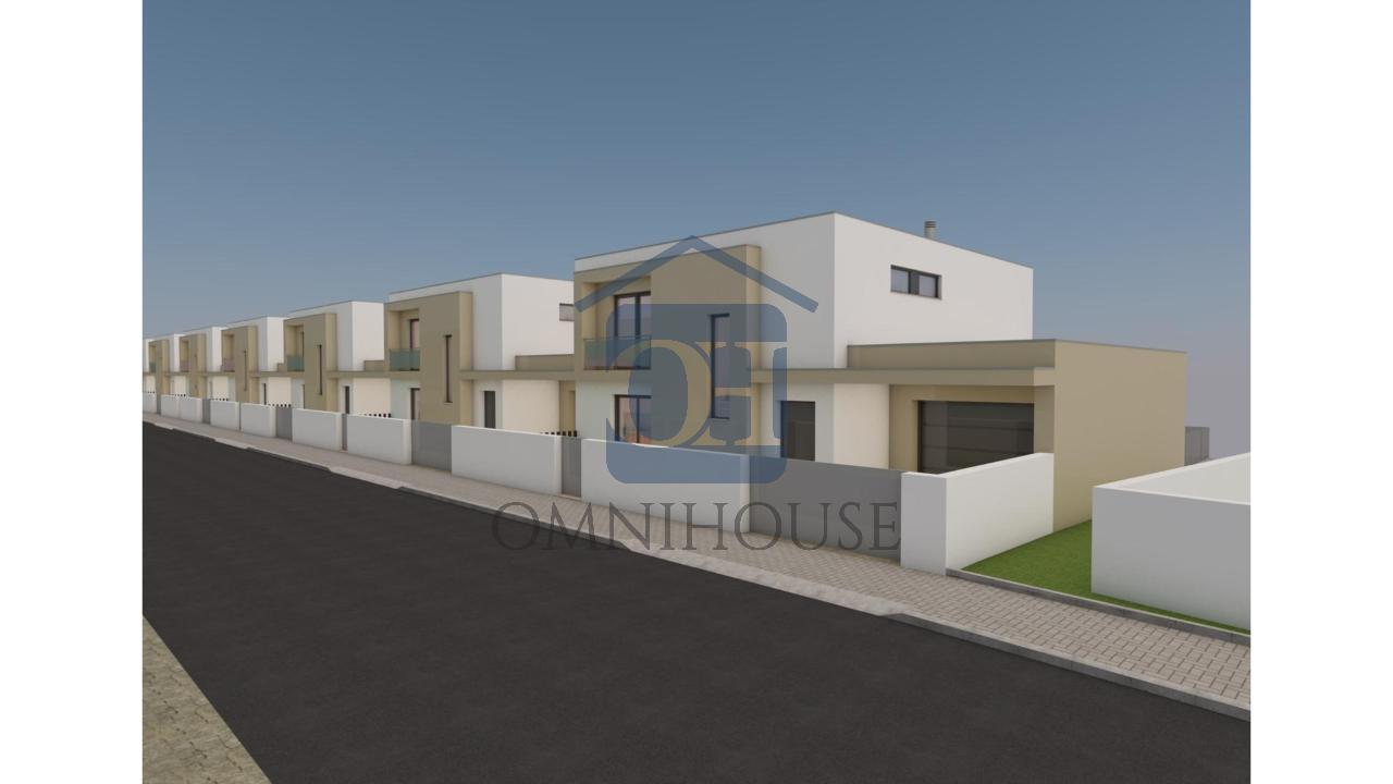 Moradia Nova em Construção | T3 com Suite |...