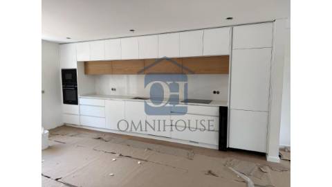 Moradia Nova em Construção | T3 com Suite |...