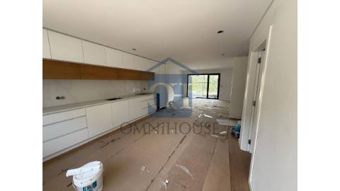 Moradia Nova em Construção | T3 com Suite |...