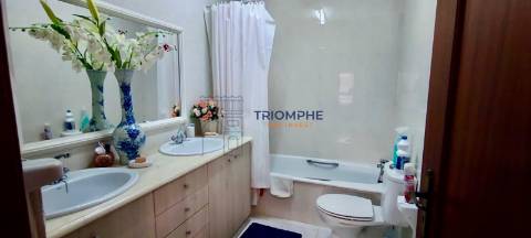 Apartamento T3 com Vista Mar – Praia do Pedrógão