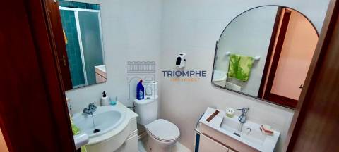 Apartamento T3 com Vista Mar – Praia do Pedrógão