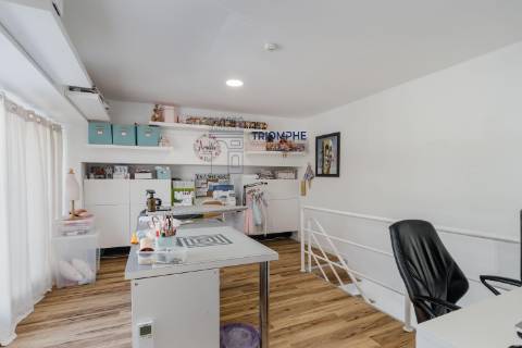 Loja com Mezzanine, São Domingos de Benfica