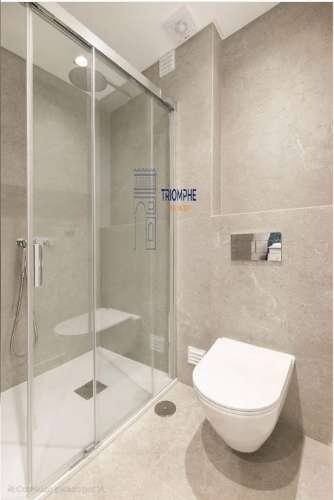 T3 totalmente renovado com varanda, Benfica