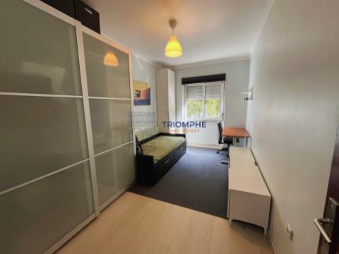 Apartamento T2 Remodelado– Reboleira, Amadora