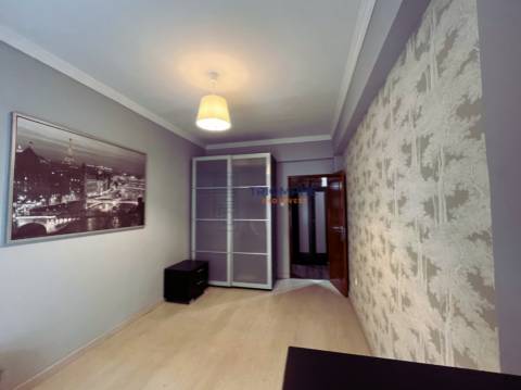 Apartamento T2 Remodelado– Reboleira, Amadora