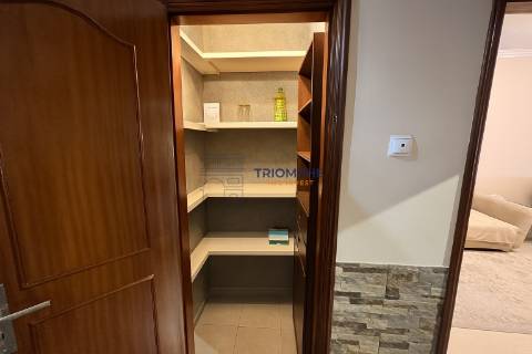 Apartamento T2 Remodelado– Reboleira, Amadora