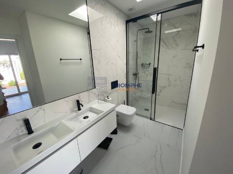 Moradia T3 com Piscina – Pestana Valley