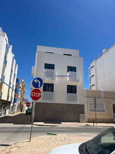 Apartamento T2 - 1 Lugar de Garagem, Portimão