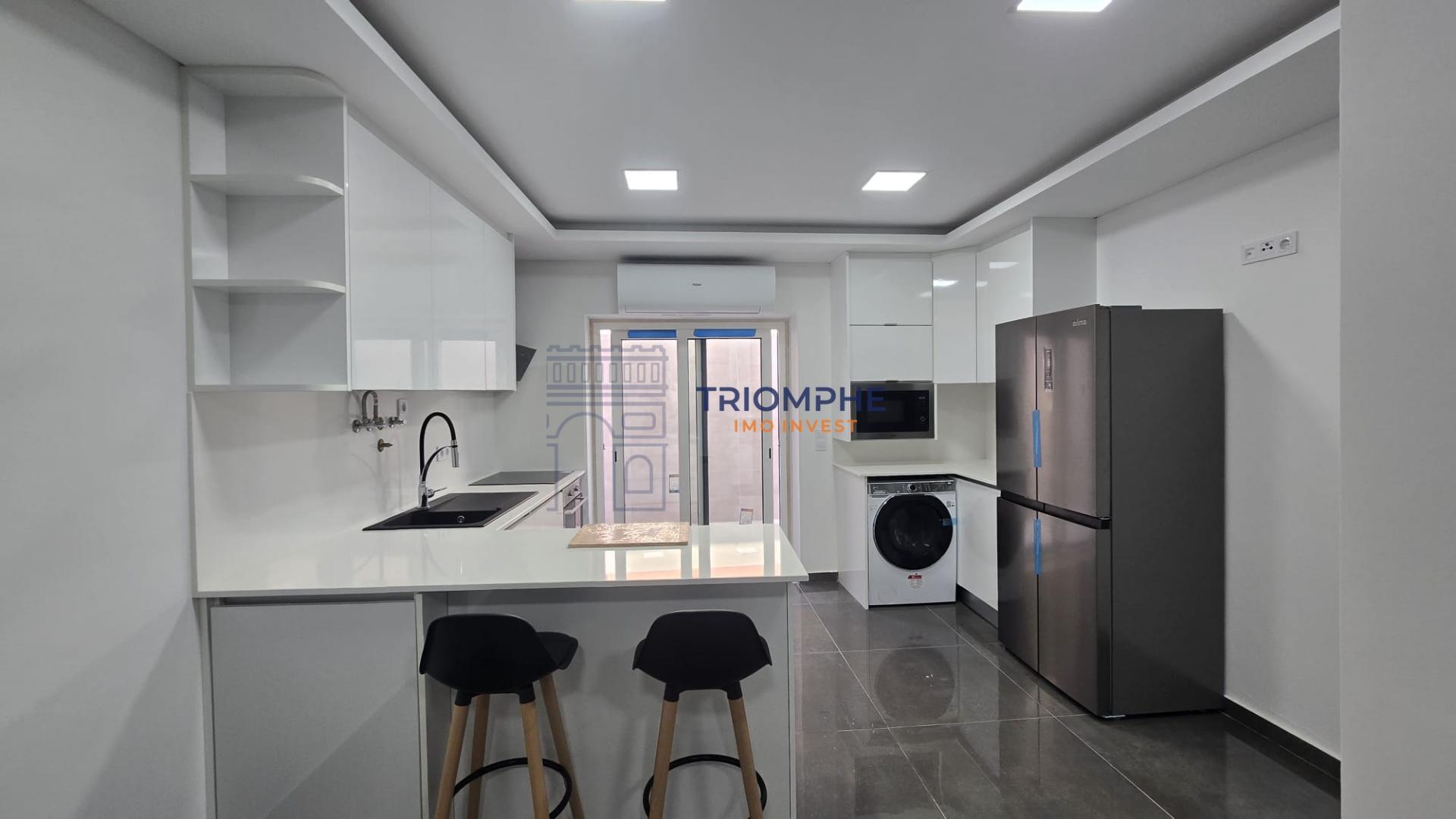 Moradia T2 Terraço - Odivelas