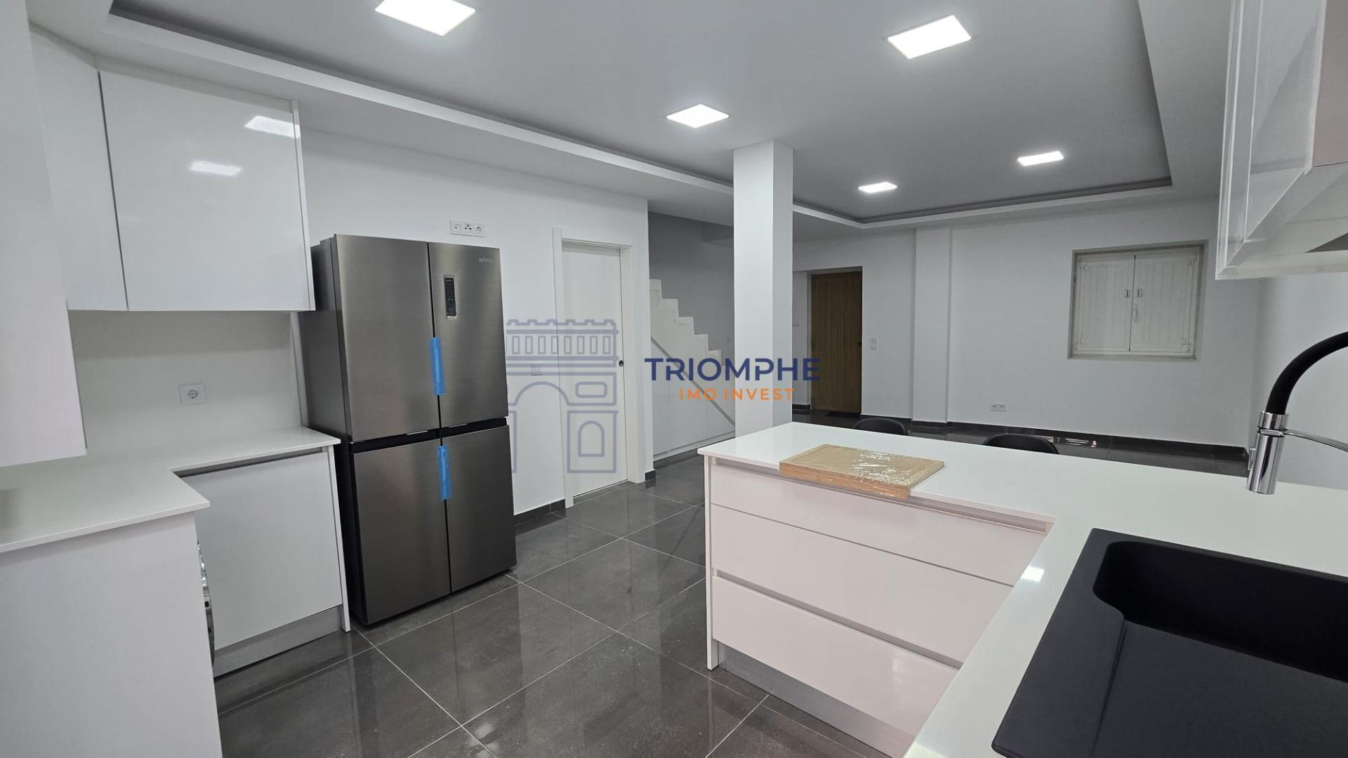 Moradia T2 Terraço - Odivelas