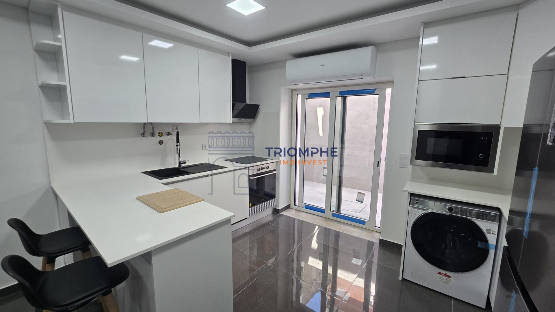 Moradia T2 Terraço - Odivelas