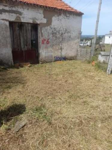 Moradia T3 para recuperação São Pedro de Tomar