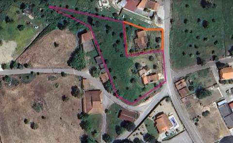 Moradia T3 para recuperação São Pedro de Tomar