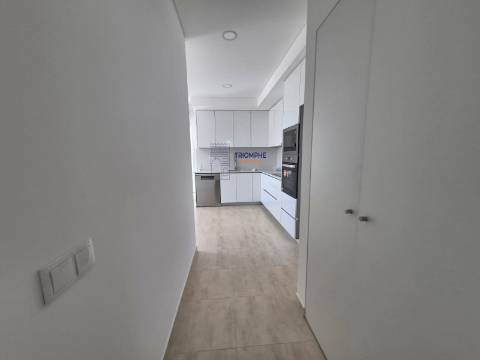 Moradia Maxial Monte Redondo