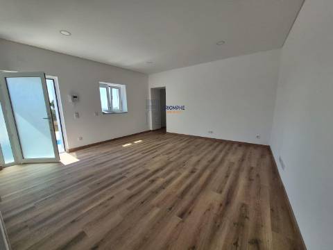 Moradia Maxial Monte Redondo