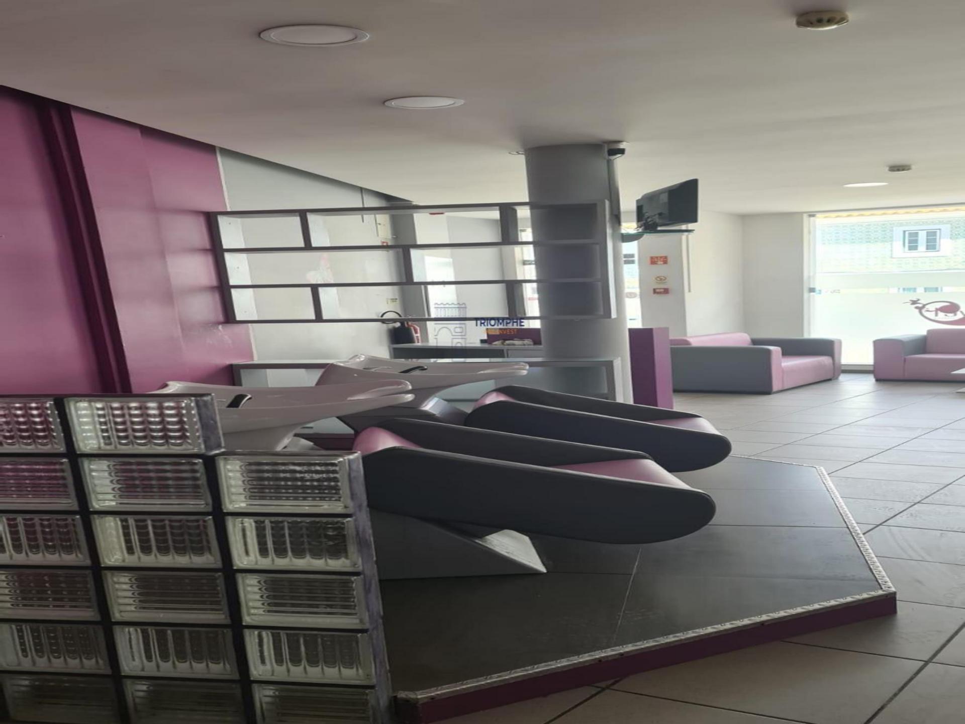 Espaço comercial  situado na  Marinha Grande