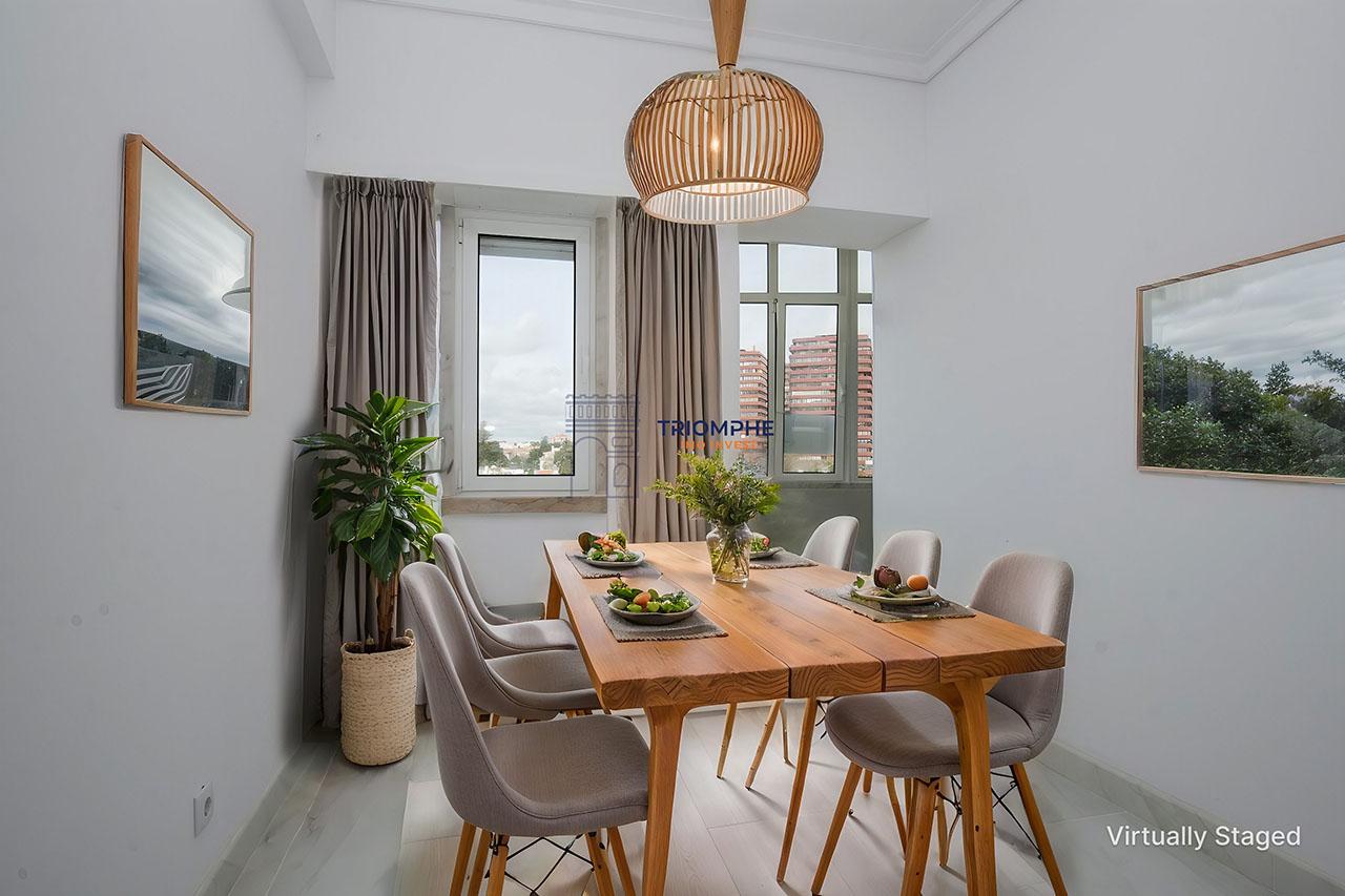 Apartamento T3 Carcavelos Renovado Vista Rio