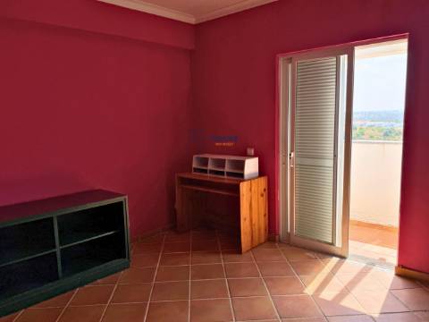 Moradia T5 com Vista Excecional